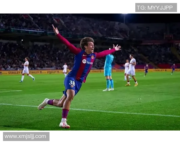 《绿茵场上的王者传奇 足球天才如何逆袭成全球球迷偶像》 《绿茵场上的王者传奇 足球天才如何逆袭成全球球迷偶像》