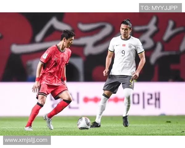 中国足球传奇球星聚焦:从职业生涯到未来发展与国家队贡献 中国足球传奇球星聚焦:从职业生涯到未来发展与国家队贡献