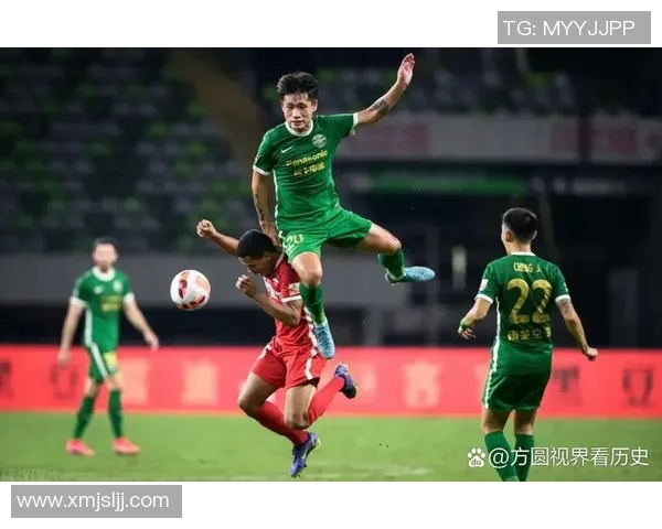 踢足球的韩国球星有哪些知名人物及他们的成就介绍