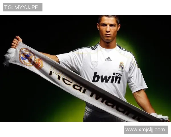 足球巨星亲笔签名真迹鉴赏与价值评比全景解析 足球巨星亲笔签名真迹鉴赏与价值评比全景解析